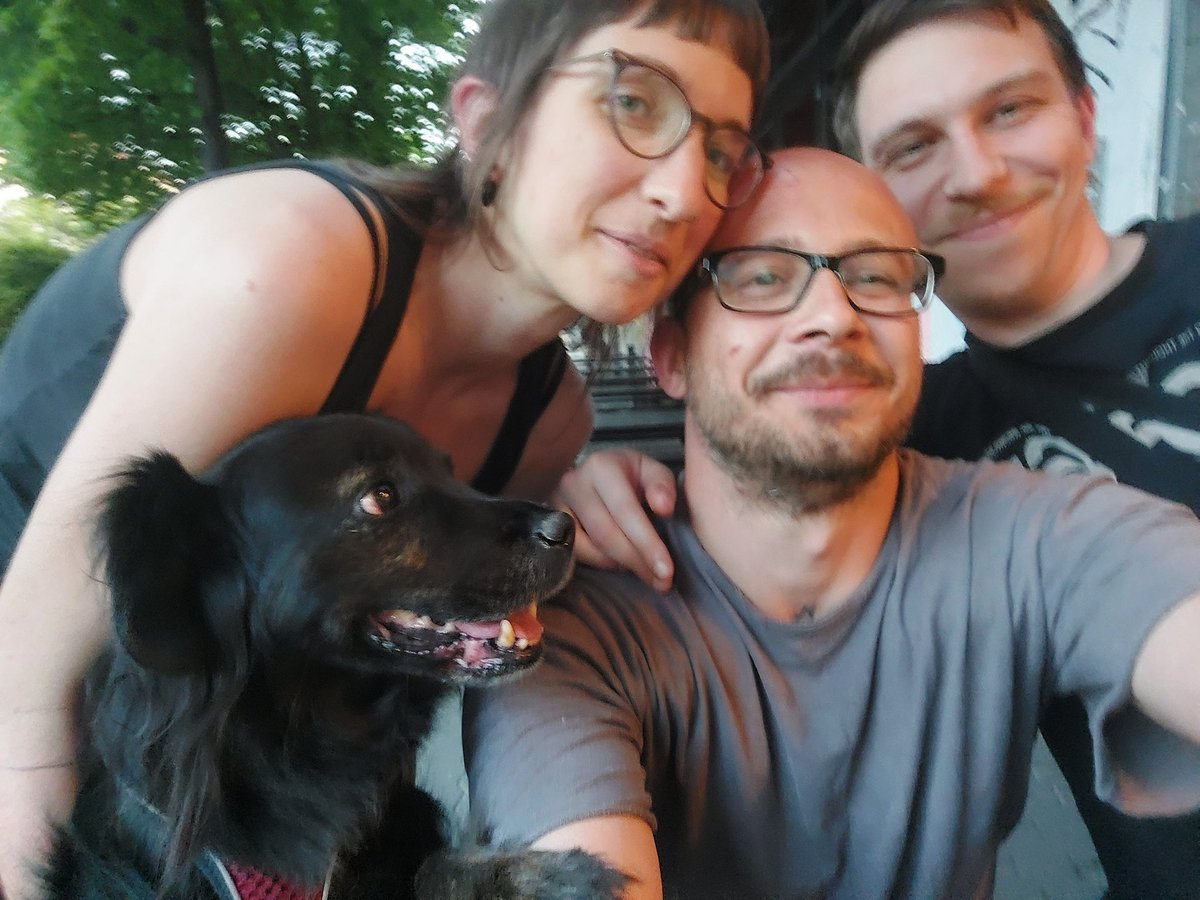 Back in #Berlin after an inspiring #EAWOPCongress in #Katowice in #Poland. Stimulating session, nice discussions, and nice people. Especially with my #FoWOP and #CWOP, which include me as a non-academic fully. #EAWOP2023 #CitizenSience.

Reunited with our #dog.