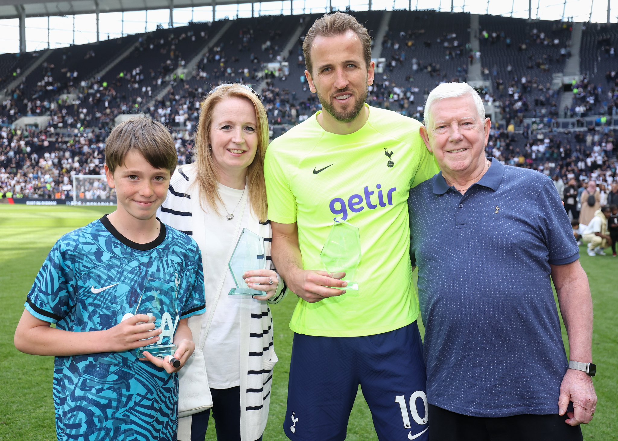 Officially official: Ledley King announced as Tottenham's newest