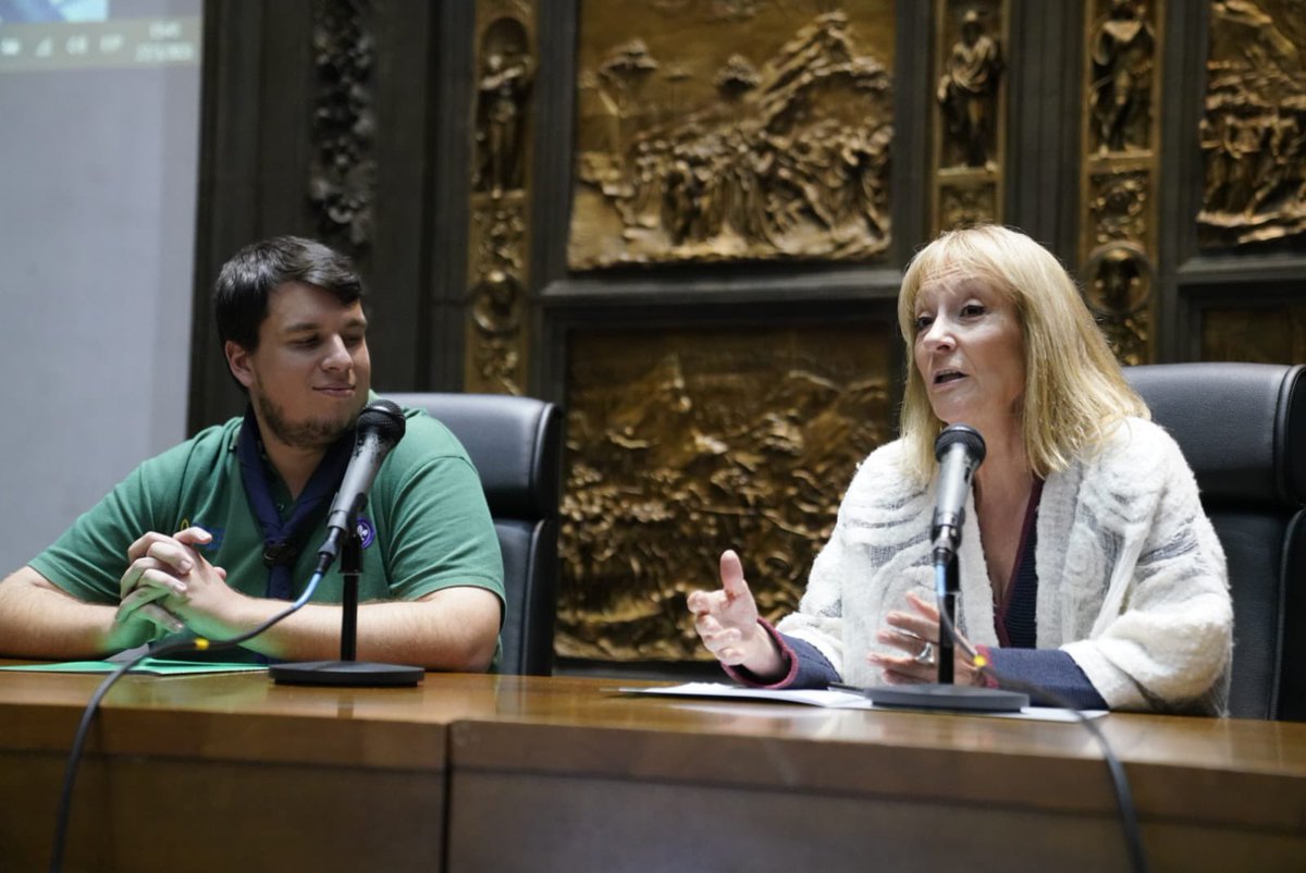 MScoutUy's tweet photo. ✍️ Firmamos un Acuerdo Marco de Cooperación con la Intendencia de Montevideo que nos permitirá seguir llevando adelante acciones de alto impacto en conjunto y colaborando desde nuestro lugar con la construcción de una sociedad más justa e igualitaria ⚜️

📸 @montevideoim https://t.co/L2o0mjMfzY