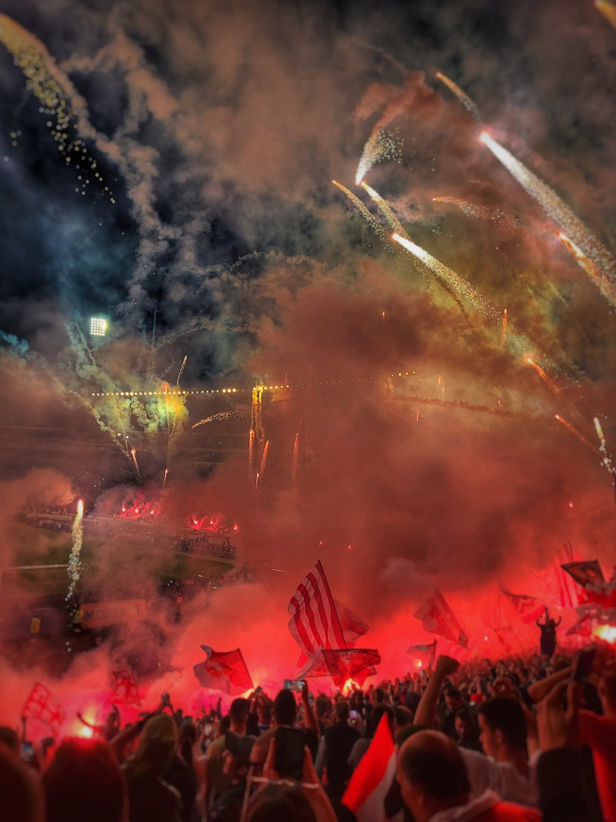 aleksandarkv's tweet photo. 3⃣ 4⃣ 🔴⚪ https://t.co/hKZO1dMGfn