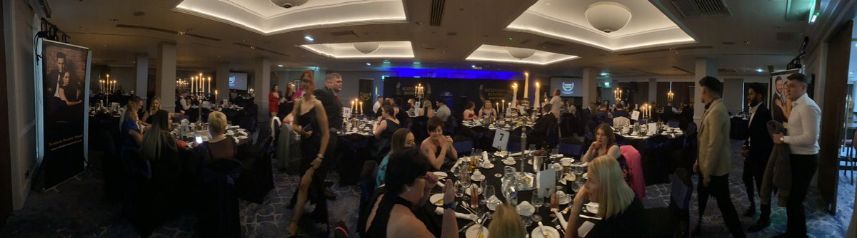 Half time hear at #scotlandsbusinessawards @leohotelsukire #Murrayfield #leohotelsmurrayfield about to be busier.  #Awardwinners #Scotlandsawardswinners #nikond5 #godoxad200 #godoxv1n