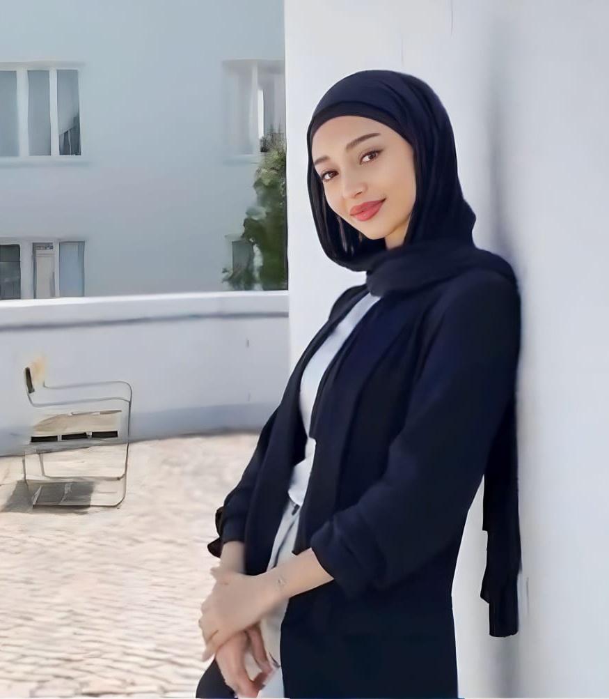 حسابي يتعرض لهجمة شرسة من قبل الذباب الإلكتروني العلماني.. بسبب تغطيتي لـ #الانتخابات_التركية2023 للناطقين بالعربية.. 
ويرسلون لي خبثم وحقدهم

ارجو من الكل نشر حسابي ومتابعته ولكم خالص الشكر والتقدير
