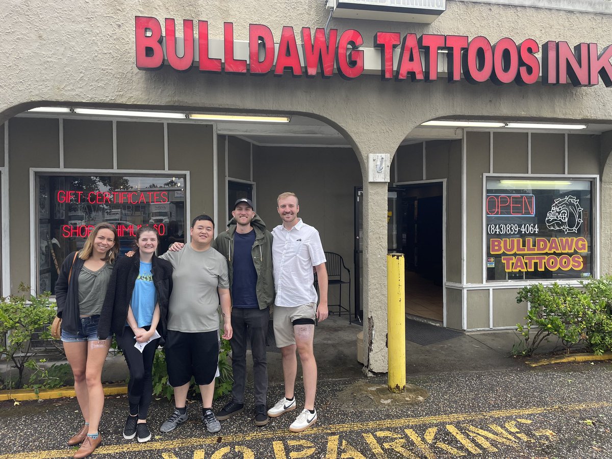 KristenPurr's tweet image. Squad tattoos with some of my besties🤍