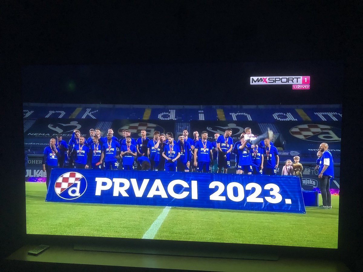 trokuce's tweet photo. Čestitke najdražem klubu na osvojenom naslovu 💙💙 volim te Dinamo https://t.co/cFQIABe5Iv