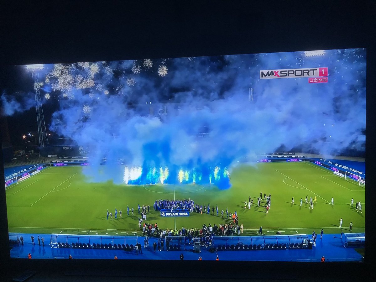 trokuce's tweet photo. Čestitke najdražem klubu na osvojenom naslovu 💙💙 volim te Dinamo https://t.co/cFQIABe5Iv
