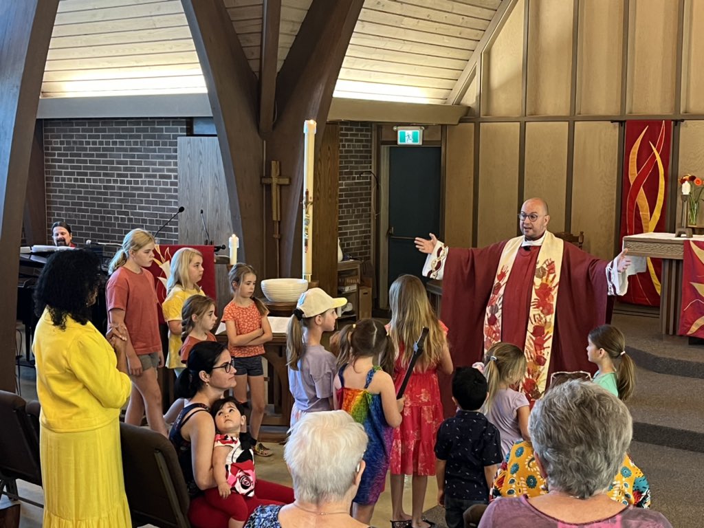 #Pentecost2023 @StAidansLondon - 11 languages from the world over in today’s liturgy. God’s love is universal. This is a love that is not provincial - it is global. Our diversity is ordained. It is a gift. #ComeHolySpirit & dispel the works of darkness! #LoveWins