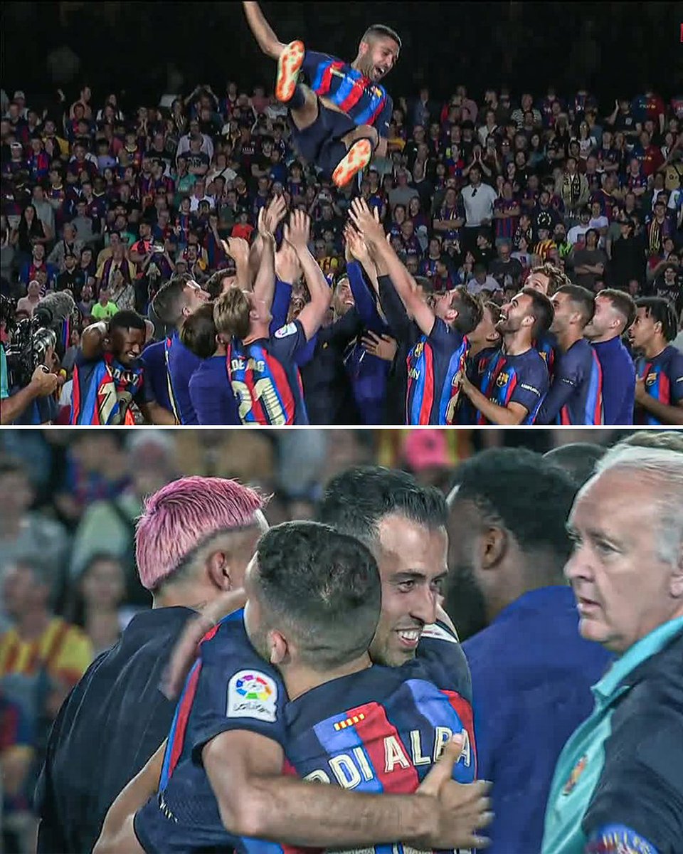 Barcelona players toss Jordi Alba in the air after his final match at Spotify Camp Nou 🥺