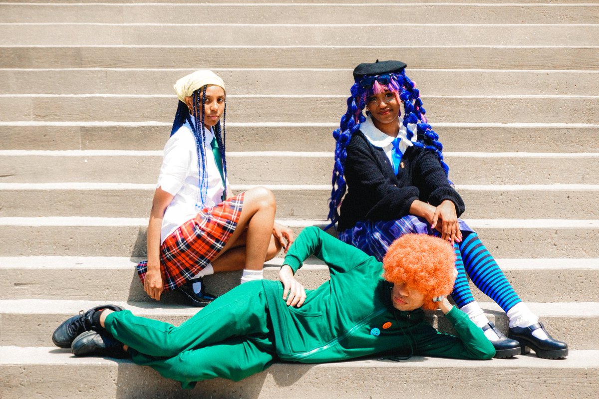 hi here's a picture of black panty and stocking with brief ok bye #MomoCon 
photography by <a href="/tshaymae/">find out next time on Dragon Ball Tea ☕️</a>