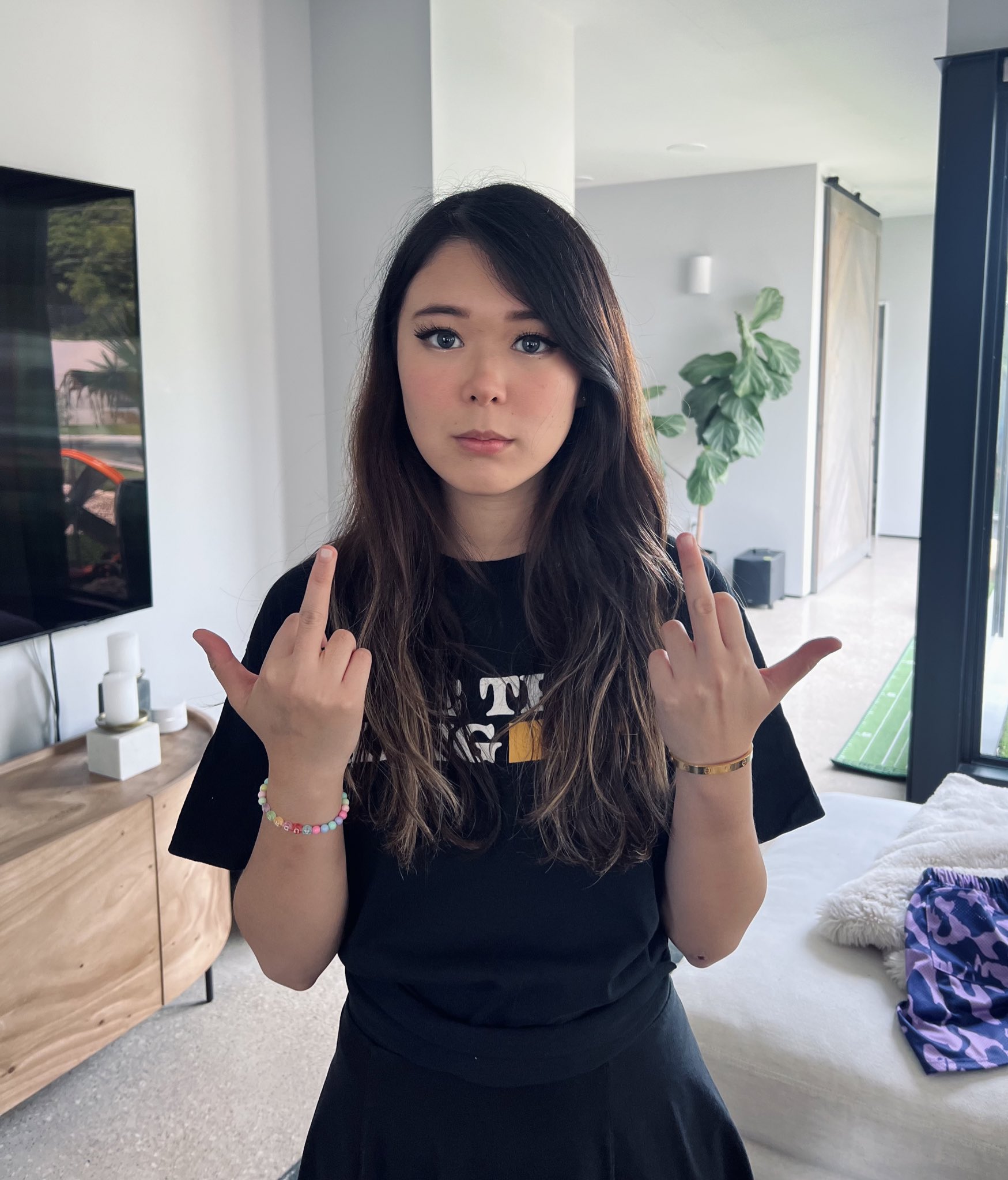 Unexpected Reunion: My First Online Girlfriend, 3 Years On - 3uvrzp1