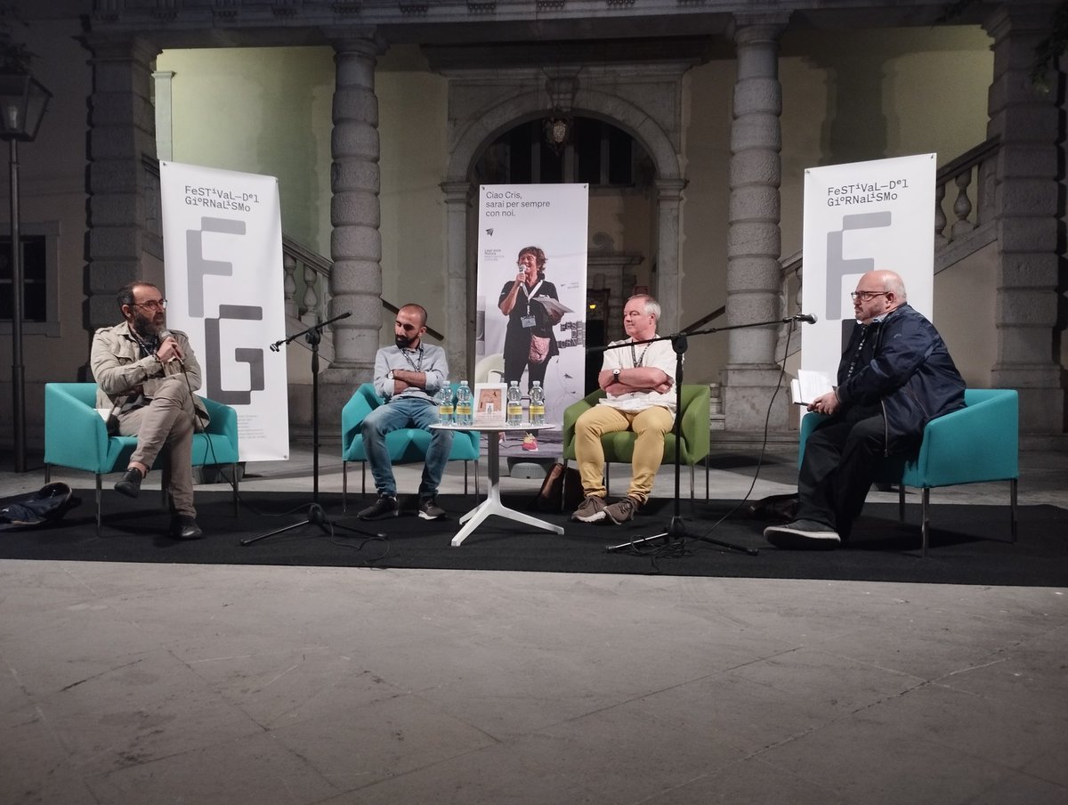 FestJRonchi's tweet photo. #Umanità in #bilico (@infinitoed, 2023): primo appuntamento di Aspettando il @FestJRonchi a #Gradisca parlando di #25anni di @MSF_ITALIA

"Perché bisogna #emigrare in molti casi rischiando di #morire e pagare i trafficanti per cercare di #sopravvivere al #viaggiodellasperanza?" https://t.co/Tz9U4pHMPb