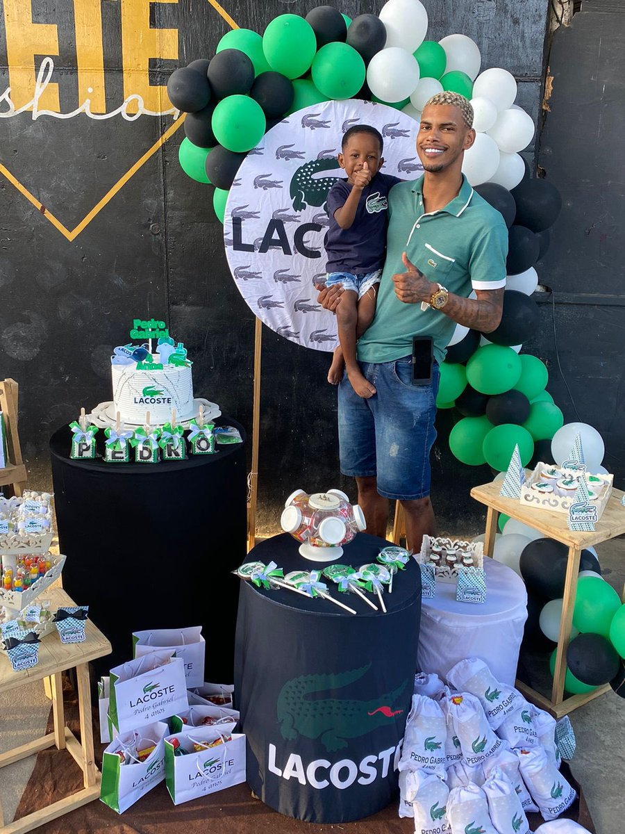 ppgtrem57's tweet photo. Simples mas de coração, te amo meu enjoado 💙💚💚🐊 https://t.co/enU6A1bzd2
