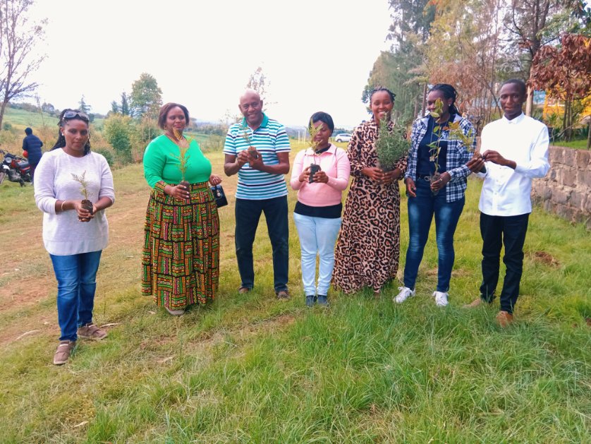 joymilele's tweet image. I chose to stain my hands to plant trees on Menstrual Hygiene day but girls &amp;amp; women do not choose to stain during their monthly period. #ItsNatural #ItsNormal #ClimateActionNow @MHDay28May @BetterlivesKe @interchris_ke