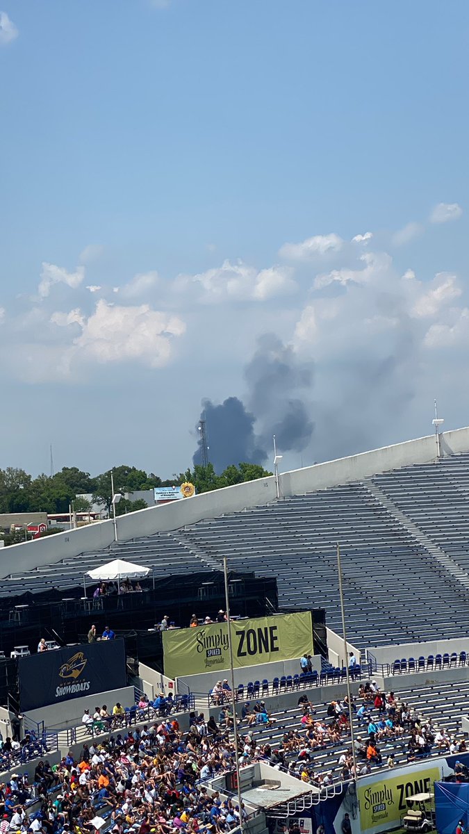 Sumpin on fire over in the hamp