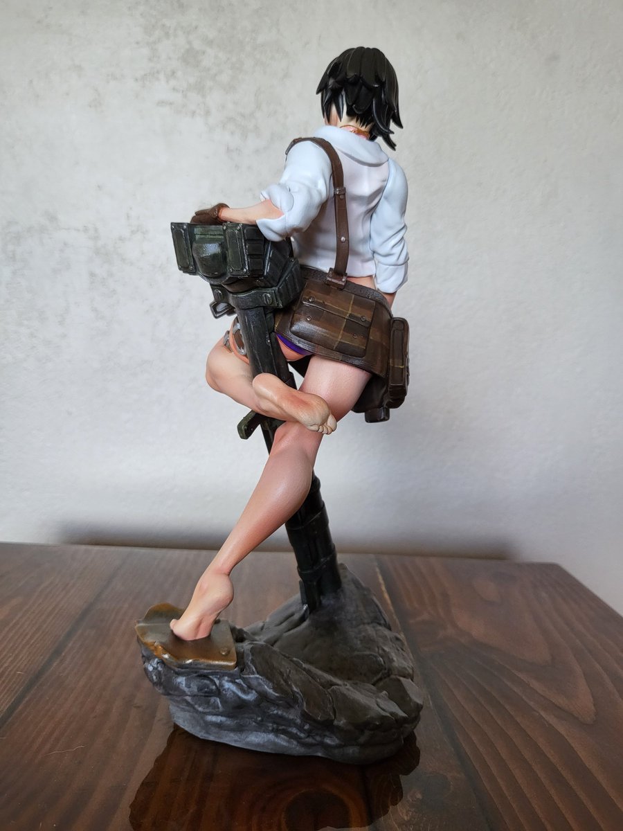 nandemoguy's tweet photo. Been messing with printing and painting figures. Heres one i did, sculpted by @PearForceOne https://t.co/SqX6hlISur