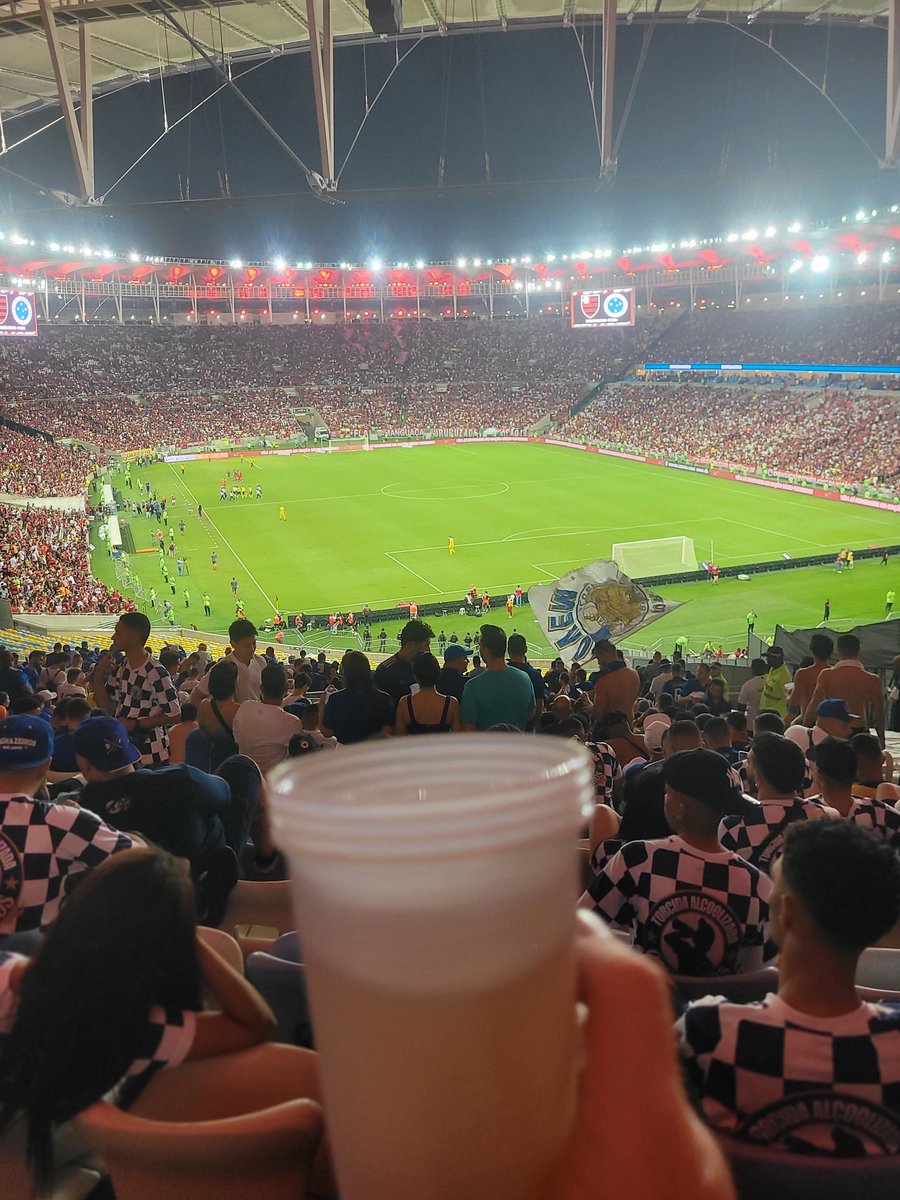 JFZeiros's tweet photo. Mais uma no Maracanã e foi daquele jeito!!
#JFzeiros mais que um reduto, uma família!!!
#JFZ #JF #JuizDeFora #JuizdeFora🔺️#Cruzeiro #Caravana #Cabuloso #Fenomenal #Ronaldo #Reduto #RedutosCelestes #JFzeiros6anos #Sócio5Estrelas #CruzeiroJF #CaravanaDoCruzeiro #5Estrelas https://t.co/8Hsd62rmhb