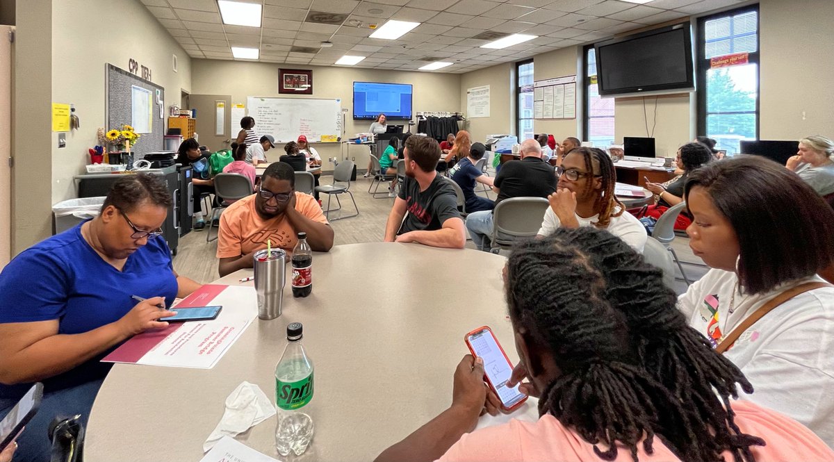 We’re off and running with the 2023 edition of #SummerBridge! From the Alabama gulf coast to Chicago, IL and all points in between, we are thrilled to have these students on campus to explore postsecondary education. #RollTide #Tier2