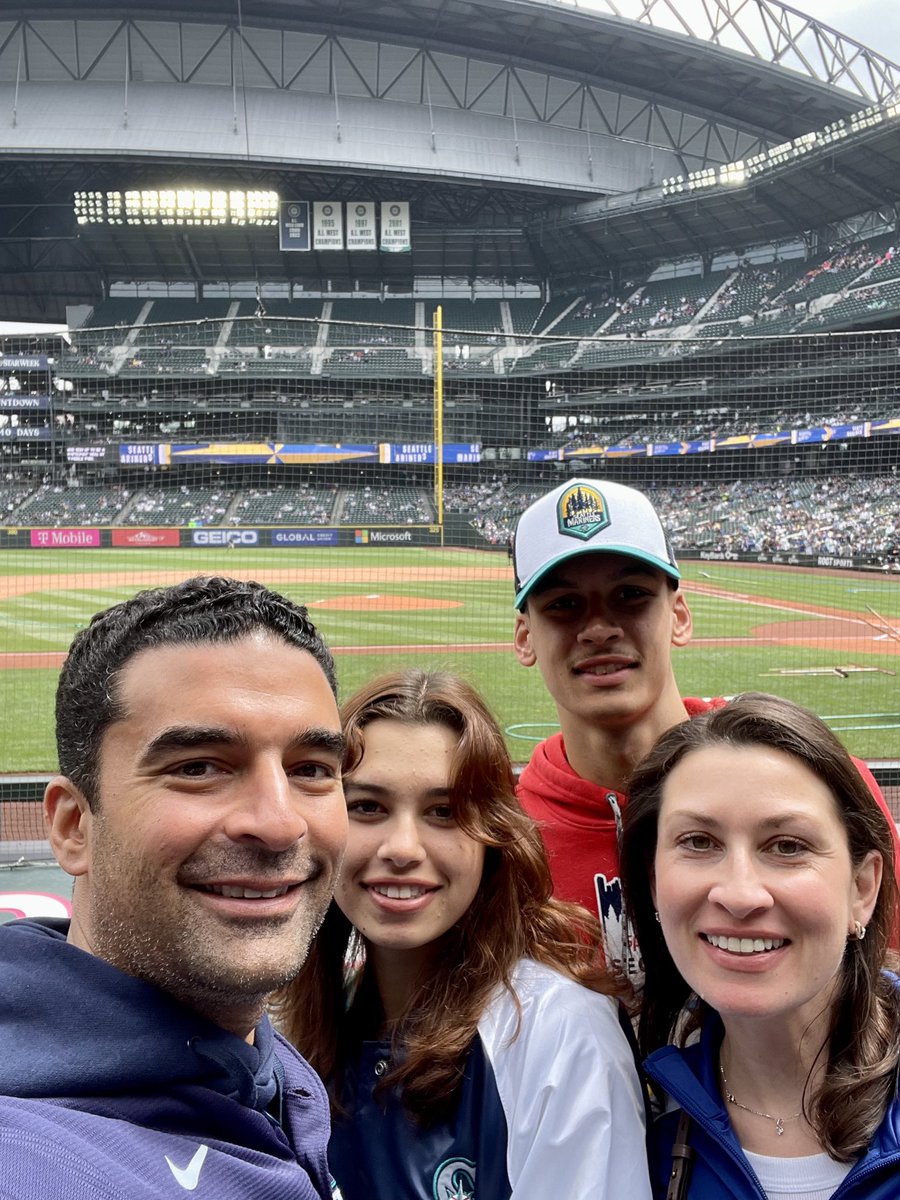 Catherine Ann S. tweet media