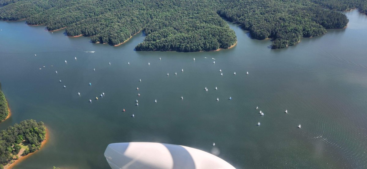 Lots of boats out on Allatoona for the sailboat races today.  Was nice getting up b4 hitting the lake later this afternoon. #SkyHawkSunday #TeamHighWing #C172