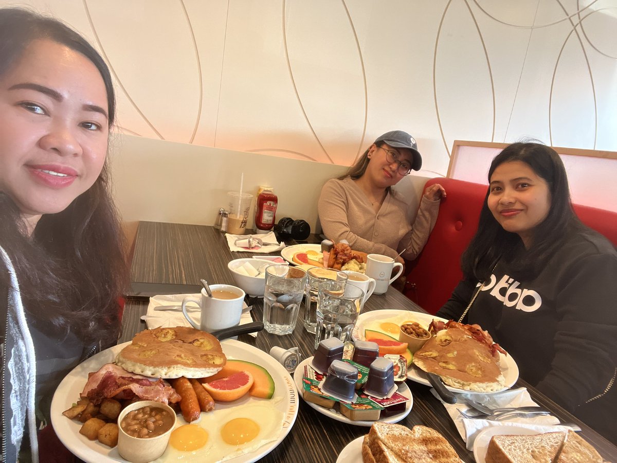 Shine2007_mj's tweet photo. mga ka A'tin ko nag kita kita din and first time ma meet namin ni @Leyzell si @itshazelromero #Newfoundfriend #Brunch absent si @si_Shye for
today's meet upπ€ͺπ€ͺπ€ππ«Άπ―β οΈβ οΈ. Montreal A'tin eh! ππ¨π¦#Quebec #AlloMonCoco @SB19Official #SB19 https://t.co/NhgFIoJMM0