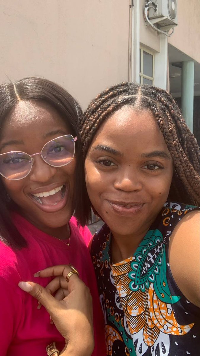 lalaasinobi's tweet photo. @callmejyro @deebashua @theKongeIre @TheSimiAlabi ❤❤
I love you guys so much🥺❤ https://t.co/bRxFFix2OO