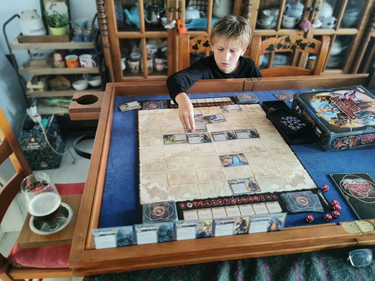 Summoner Wars by @PlaidHatGames @Ingenio_Games #juegosdemesa #boardgames