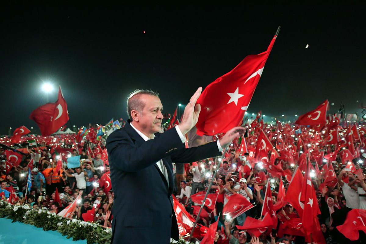 gullucan033's tweet photo. Cumhuriyetimizin 100. yıldönümünü kutladığımız bugünlere nasıl gelindiğini bilerek Cumhuriyetimizin ikinci yüzyılında daha güzel yarınlar için daha çok çalışma zamanı.

Türkiye Yüzyılında Durmak Yok, Yola Devam🇹🇷
#BaşlasınTürkiyeYüzyılı https://t.co/hcI5xPFXWs