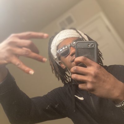 WalkdownD3's tweet photo. #NewProfilePic https://t.co/CjBpsRcFq9