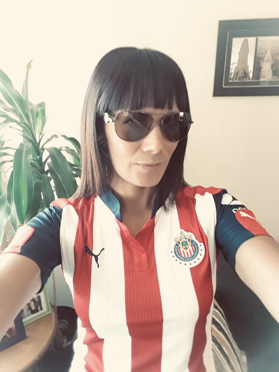 @Chivas Desde #NuevoVallarta Hasta que el corazón deje de latir ❤️🤍💙 #VamosPorLa13 #ChivasCampeon