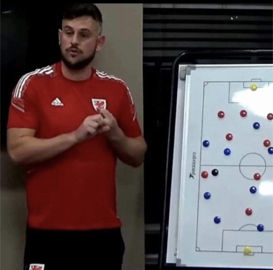 NickHain23's tweet photo. 2 brilliant days at the NCC to conclude my UEFA A Licence journey 🏴󠁧󠁢󠁷󠁬󠁳󠁿 
A huge thank you to @FAWCoachEd staff, mentor @g5davies for their dedication and support on our Journey

To the players &amp; coaches for your support in assessments &amp; most importantly family for your sacrifices 🙏 https://t.co/TUwjXCAiWk