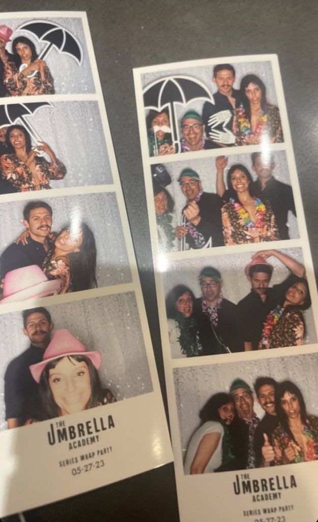 yurialbertos's tweet photo. david and ritu at the umbrella academy series wrap party (from @Ritu_Arya_’s instagram) 🫶🏼 https://t.co/MIMzs3CcUU
