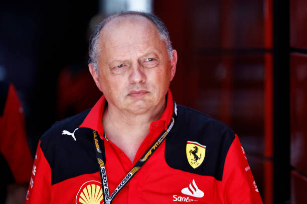 FanaticsFerrari's tweet photo. 🎙️| Vasseur on the mistake with Leclerc's qualifying:

"What I can do is apologise on behalf of the team, figure out how to do a better job, and improve communication between Charles and the pit wall."

"If we want to improve, we must avoid excuses and correct the mistakes." https://t.co/ZOVUCz6VTC