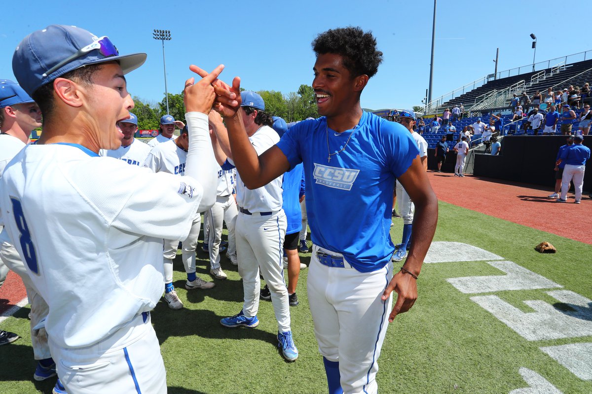 NCAA Baseball tweet media