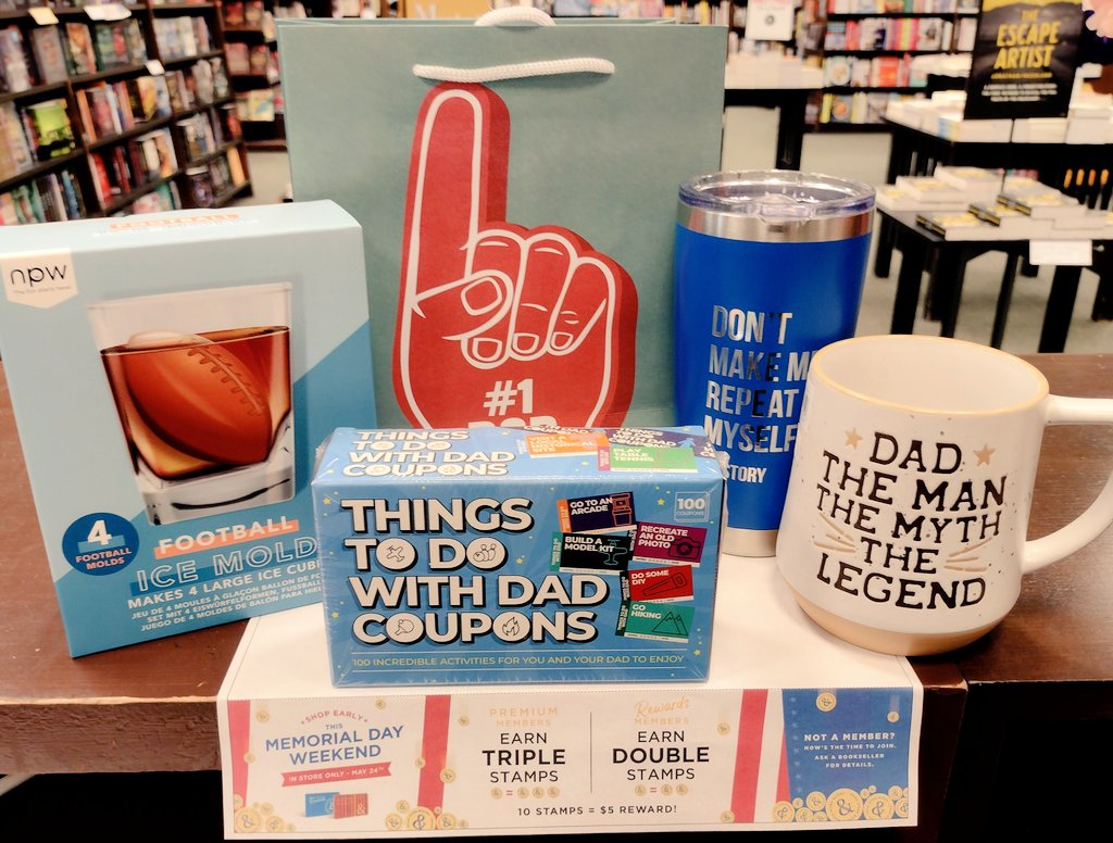 BNManOWar's tweet photo. Looking for Father's Day gifts? You should come in while we're having our DOUBLE STAMPS promotion, ending 5/29!

Premium Members earn triple stamps and Rewards Members earn double stamps!! See a bookseller for more details!! ✨

#giftsfordad #fathersdaygifts https://t.co/XAnZT5c5Yn