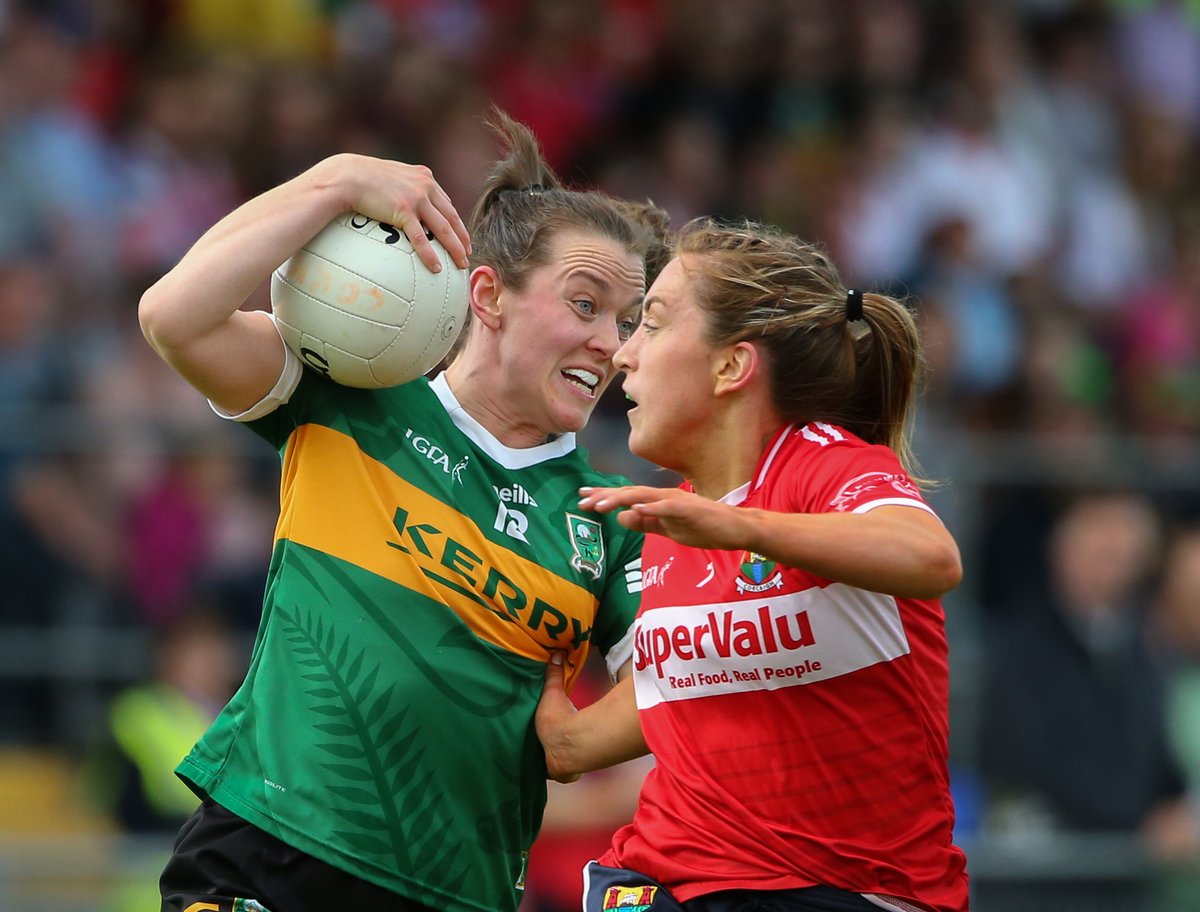 Some images from the <a href="/MunsterLGFA/">Munster LGFA</a> Senior Final - see more on anoisphotography.photoshelter.com/gallery/2023-0…