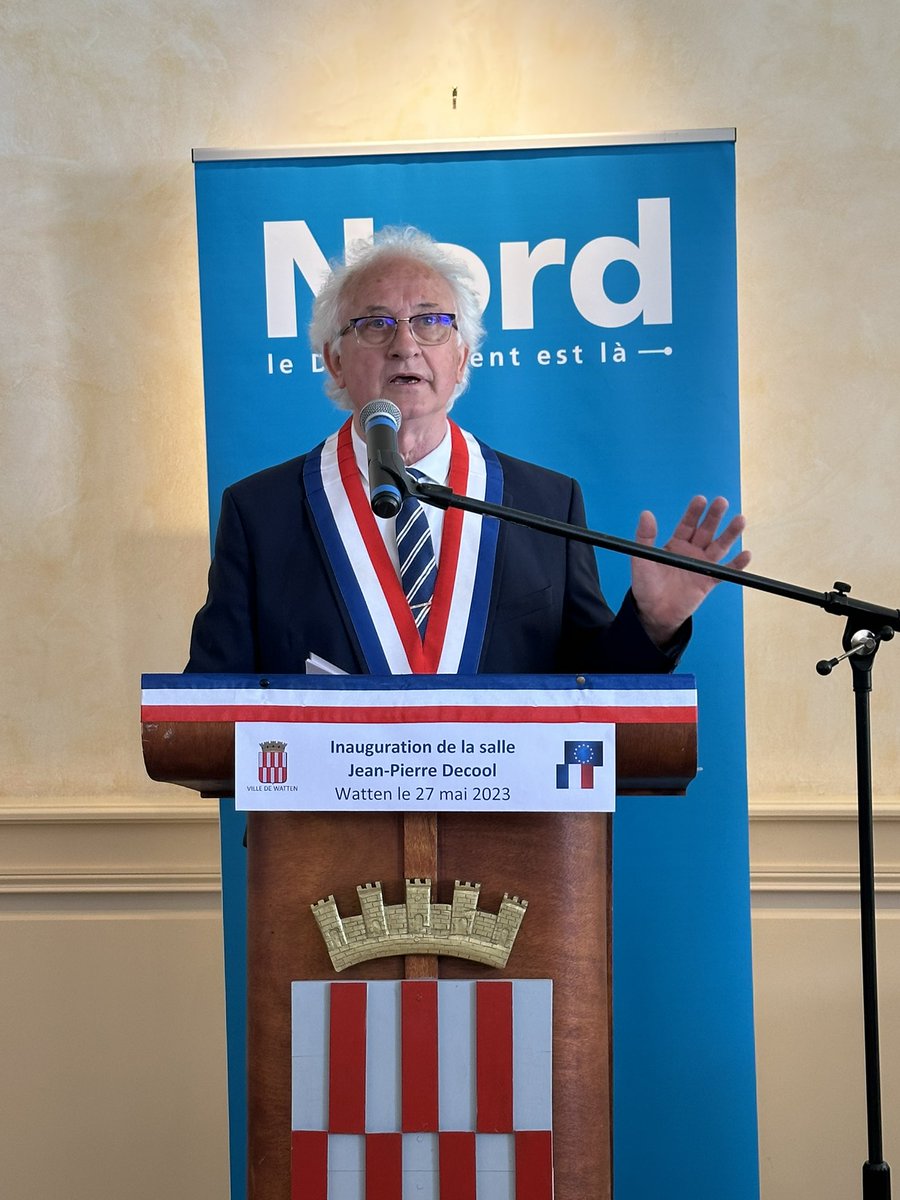 BertrandRingot's tweet image. J’ai répondu à l’invitation de Daniel #DESCHODT, afin d’inaugurer la salle rénovée de Watten qui portera le nom de Jean-Pierre #DECOOL, ancien député-maire de #Brouckerque, #sénateur jusqu’en 09/2023 qui vient d’annoncer son retrait de la vie politique après 40 ans d’engagement.