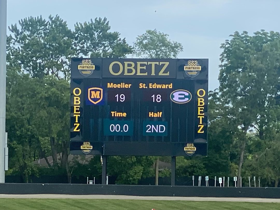 Moeller Crusaders tweet media