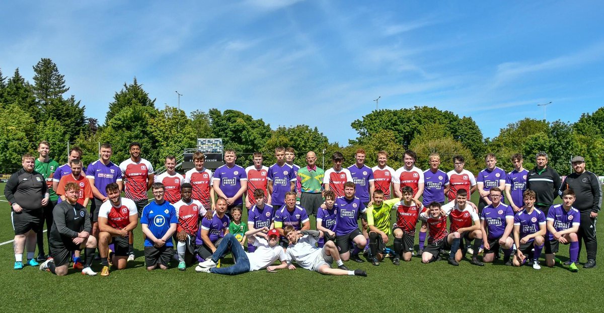 PancakeGCFC's tweet photo. What an amazing bunch of lads ⚽️⚪️🟡🟣 https://t.co/NypQJ9zKUm