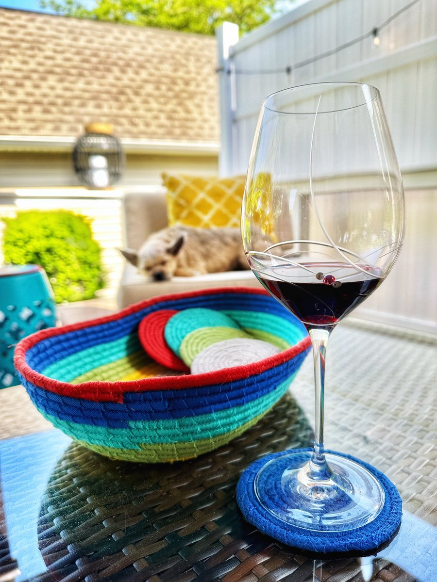 #wineglassselectionoftheevening 🍷Beautiful night!  <a href="/Julianna_glass/">Anna</a> #juliannaglassware #enjoywine #wineglass #wineglasscollection #winelover #winolicious #wineoclock #wine #winetime #winenot #wineveryday #winelove #winelovers #cheers #vino <a href="/swarovski/">swarovski</a> #swarovski #swarovskicrystal