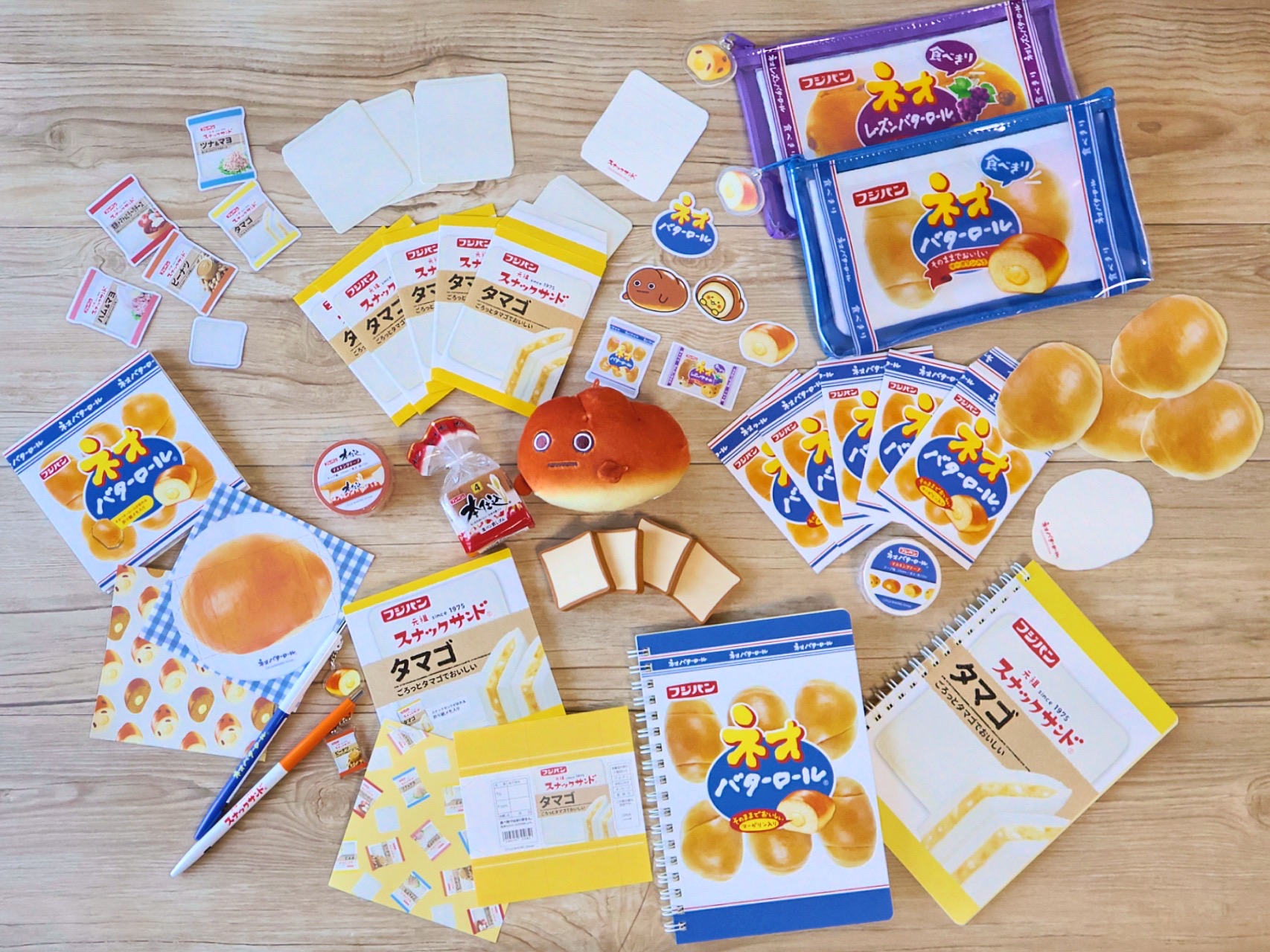 新品未開封 フジパン ネオバタくん フジパン アクリルバッジK（ネオバタくん） | ニッポンノイチ