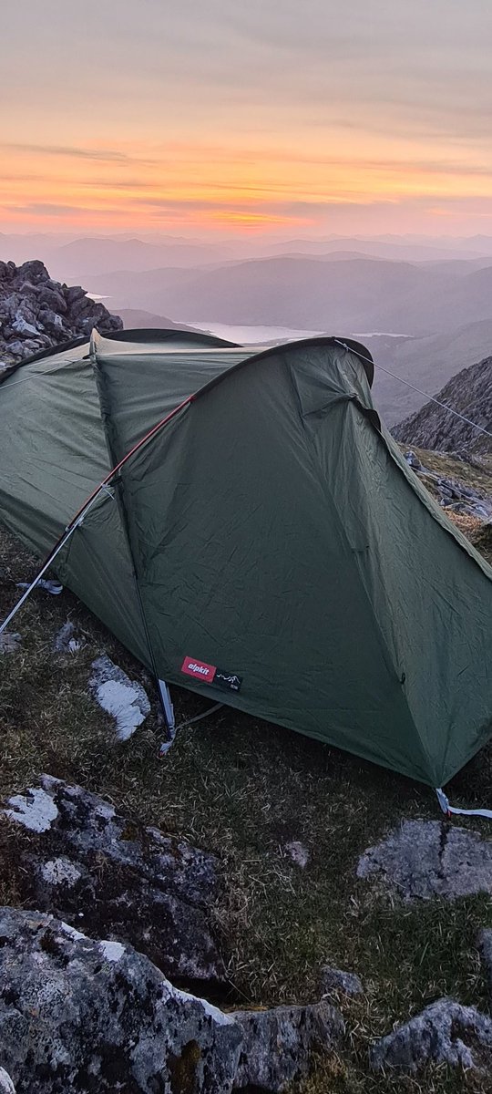 robertnwatts's tweet photo. Not a bad place for its first night out!  #tetri #GlenCoe
A great birthday present for an adventurous 14 year old son 🎉
(Mum and Dad were in another tent out of shot!) https://t.co/tK5ses7ftY