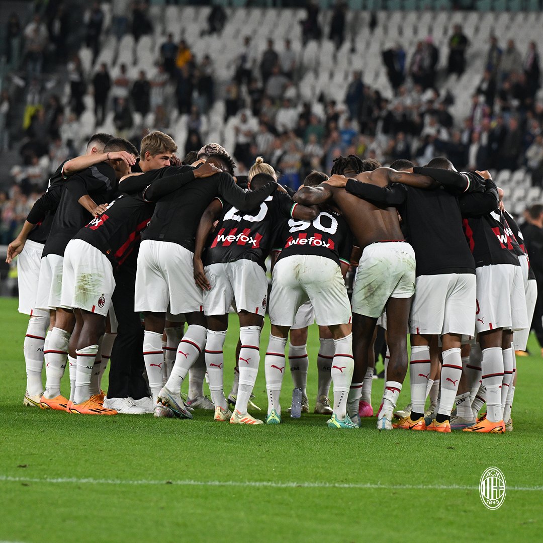 acmilan's tweet photo. 🎟️ #UCL 2023/24 👏

#JuveMilan #SempreMilan https://t.co/e3WVb5WEPN