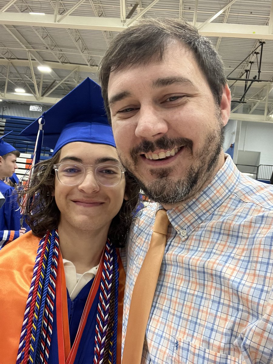 Volunteer HS Choir tweet media