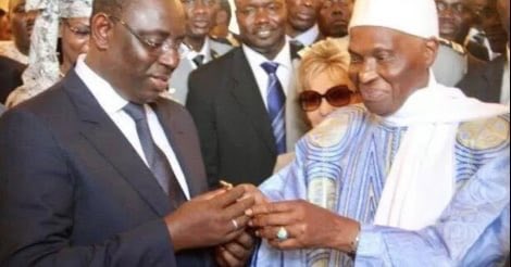 cypher007's tweet photo. #Senegal - Hélas ! Reconnaissons à Abdoulaye Wade son sens de dépassement et sa grandeur d’esprit. Malgré ses tentatives de forcing, il est rester très républicain sur de nombreux sujets en lien aux principes fondamentaux de la démocratie.

Yallah nañu yallah mussël ci borom xol bi ndaw 🙏🏽

#FreeSenegal