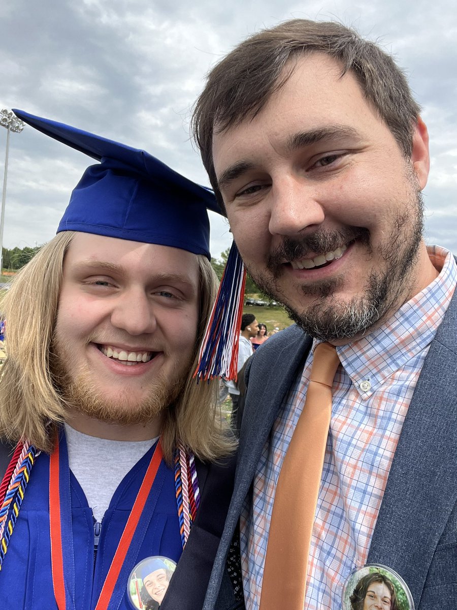 Volunteer HS Choir tweet media