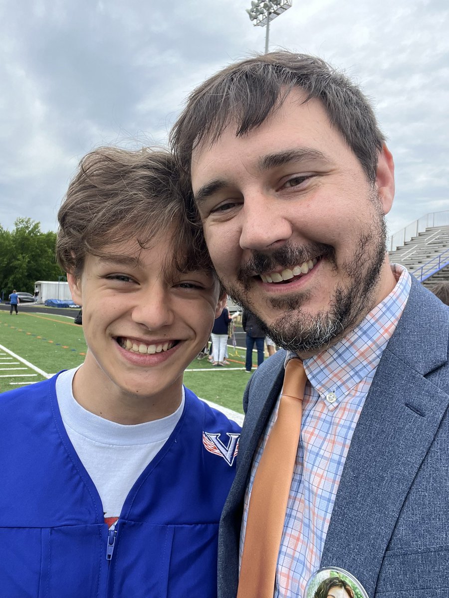 Volunteer HS Choir tweet media