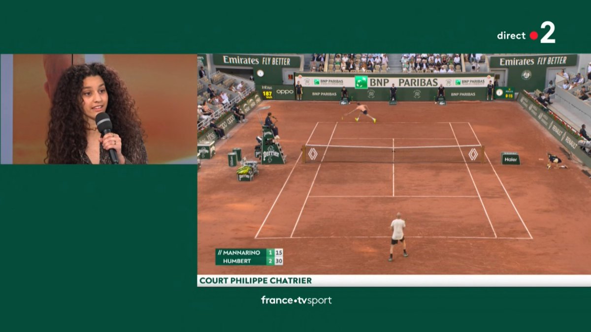 JadeSadmi's tweet photo. Incroyable journée passée à @rolandgarros 🥎 🔥
Grand merci à @francetvsport pour l'invitation et à @MPitchounes pour le soutien indéfectible depuis toutes ces années 💛 https://t.co/lVa9J6ovyK