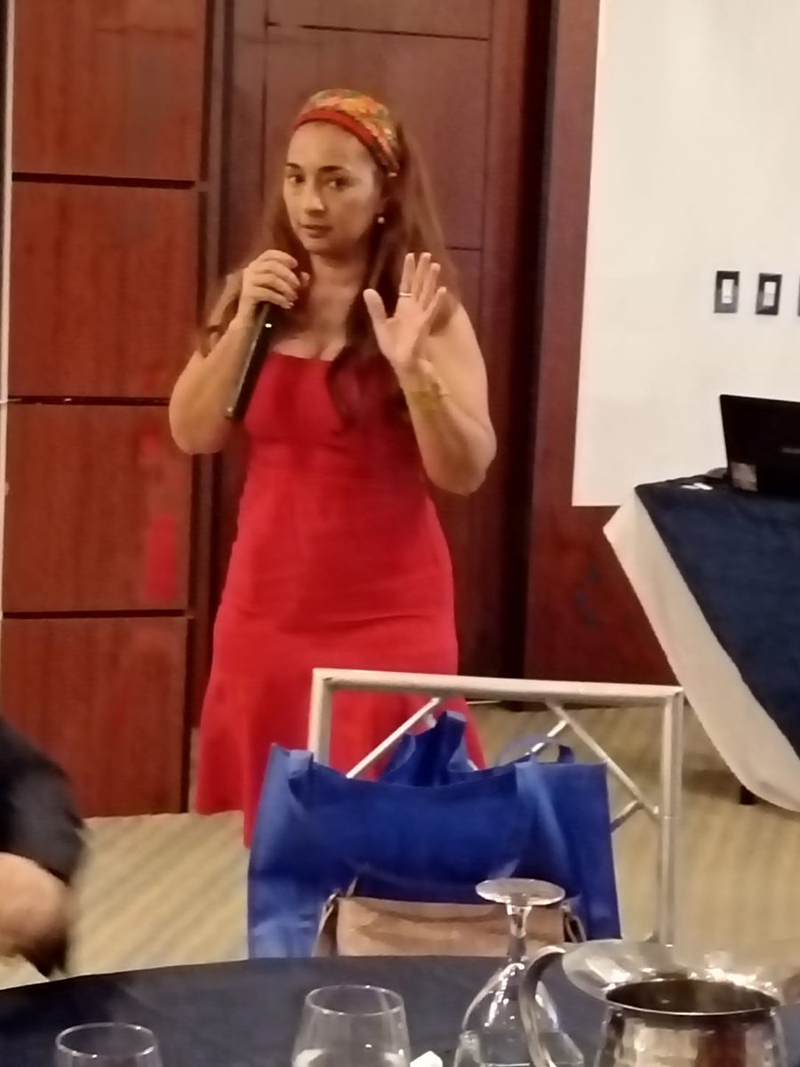 fonamupp's tweet photo. El taller, realizado en conjunto con la Fundación Konrad Adenauer, contó con palabras de bienvenida a cargo de la Profa. Dalila Mosquera, presidenta #FONAMUPP y de la Lic. Yadira Gratacós, Coord Proyectos @Kas_Panama. Moderación a cargo de Licda. Berta García, sec Capacitación. https://t.co/eMhZOP22Ik