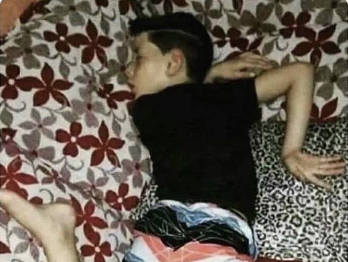 “no se porque me despierto con dolores”

-yo durmiendo :