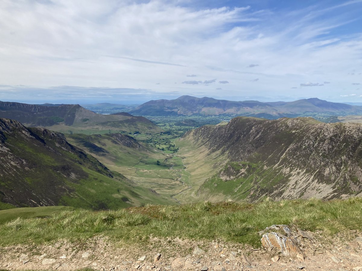 HannahJowett's tweet photo. Great weekend in the Lakes. Big walks, stunning views  and gorgeous sunshine. ☀️#blencathra #dalehead #hindsgarth https://t.co/nqKp0Ei73Y