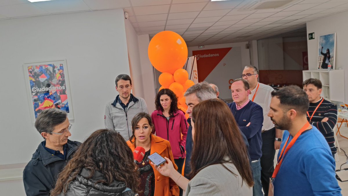 Agradecer a todos los castellano y leoneses que han depositado su voto en Ciudadanos. 

Seguiremos luchando por este proyecto necesario.

Con la entrada de los extremos en los ayuntamientos demuestra que es más necesario que nunca.